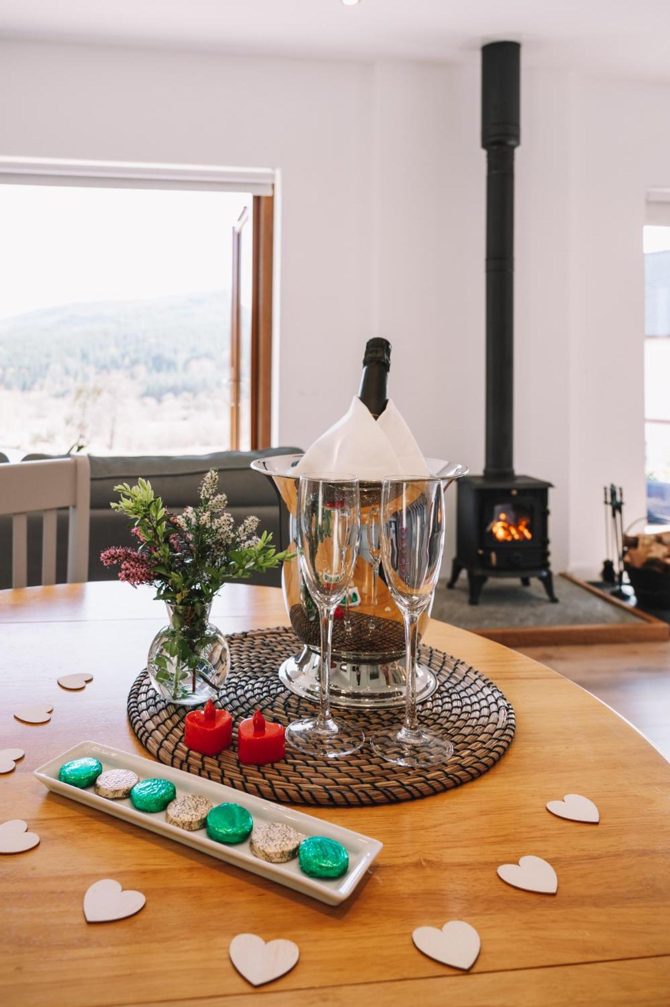 Inverskilavulin Estate Lodges Fort William Buitenkant foto